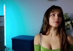 Romanian amateur webcam teen masturbate
