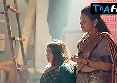Gurmeet Kaur Lesbian,  Bikini Scene  in Akalmand Junglee