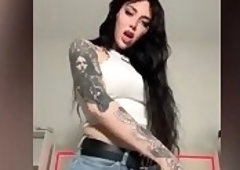 Jenna Wants You To Suck Her Girl Dick