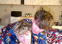 Twunk Duo Drill in Couch, Then Solo Jizz shots
