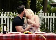 Ultra hot blonde fingering pussy hole outdoor