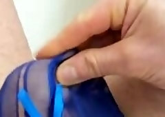 Leche en las bragas