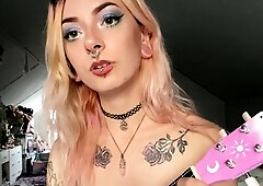 Blonde Teen Solo Masturbating On Webcam