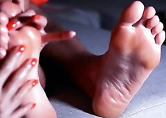 Black Amateur Explore Hot Foot Fetish