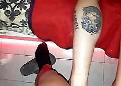 Rumeno viene scopato forte da 2 dildo